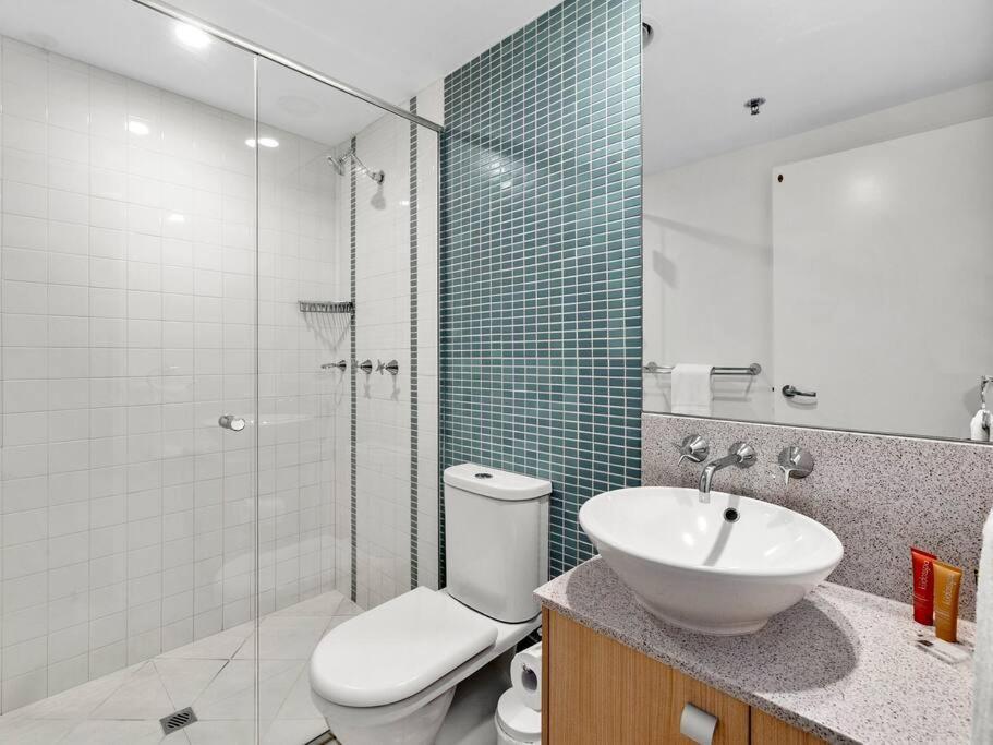 Sensational Ocean View 2 Bedroom Apartment Maroochydore Dış mekan fotoğraf