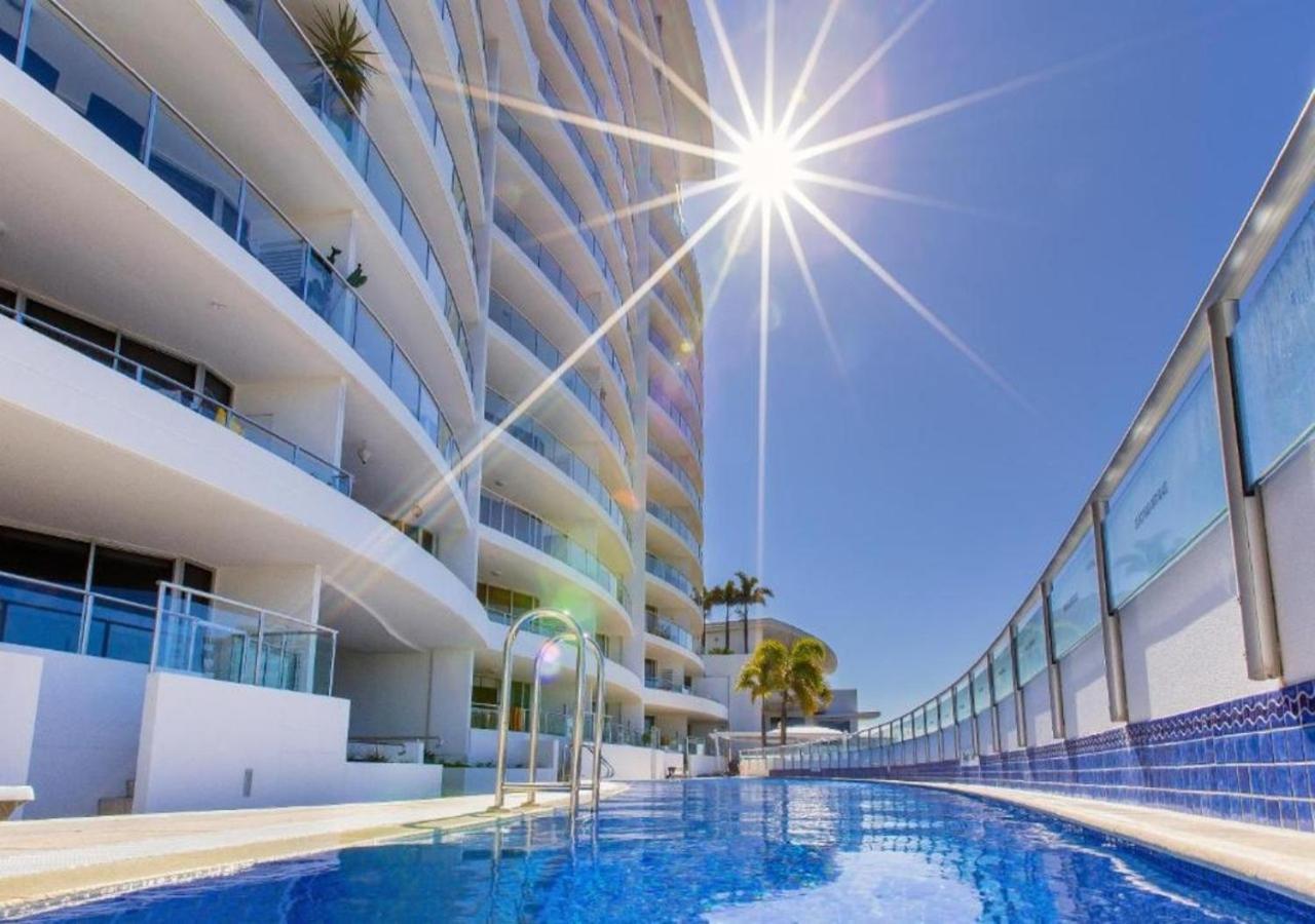 Sensational Ocean View 2 Bedroom Apartment Maroochydore Dış mekan fotoğraf